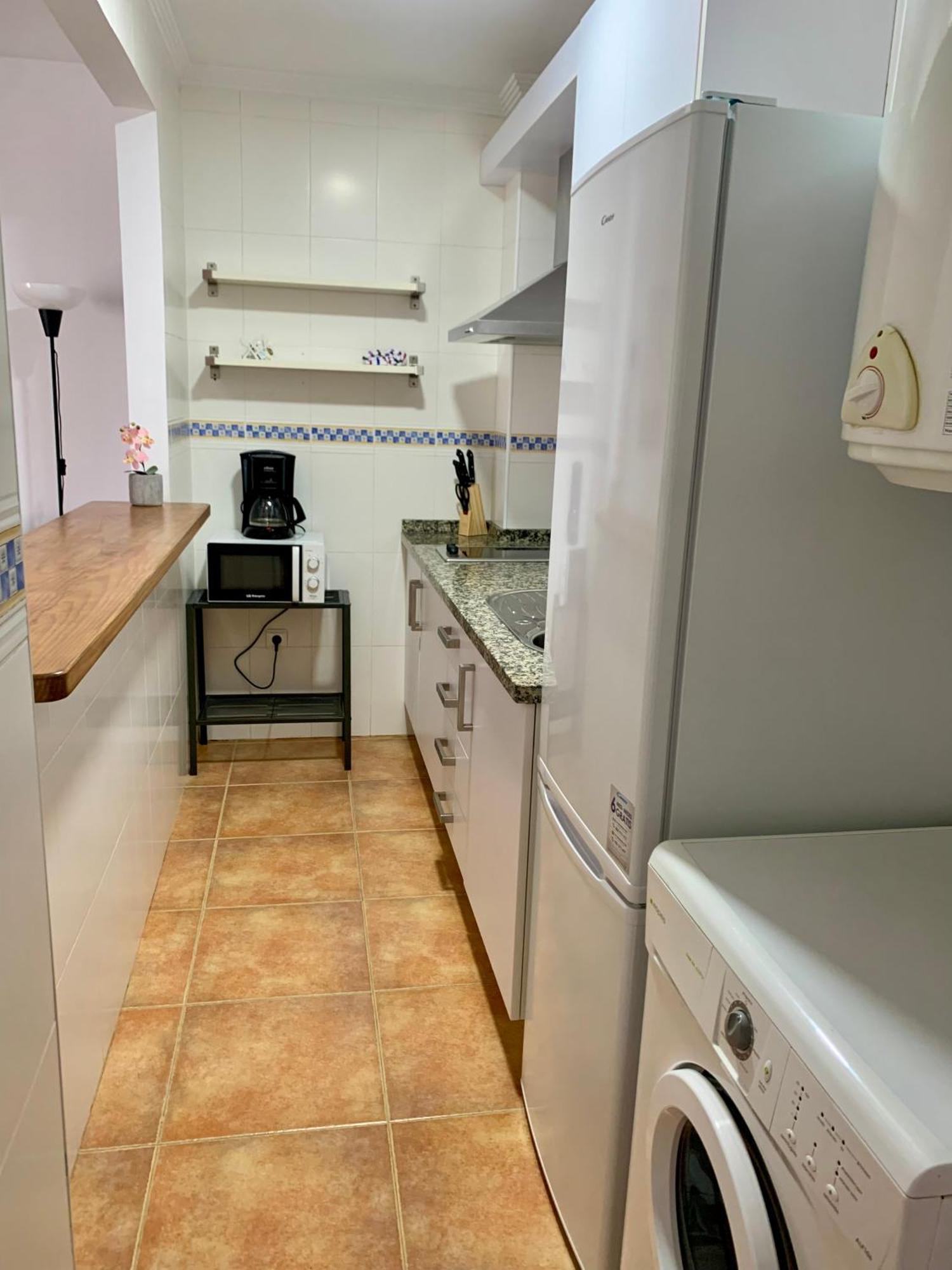 Apartamento Clavero 1 内尔哈 外观 照片